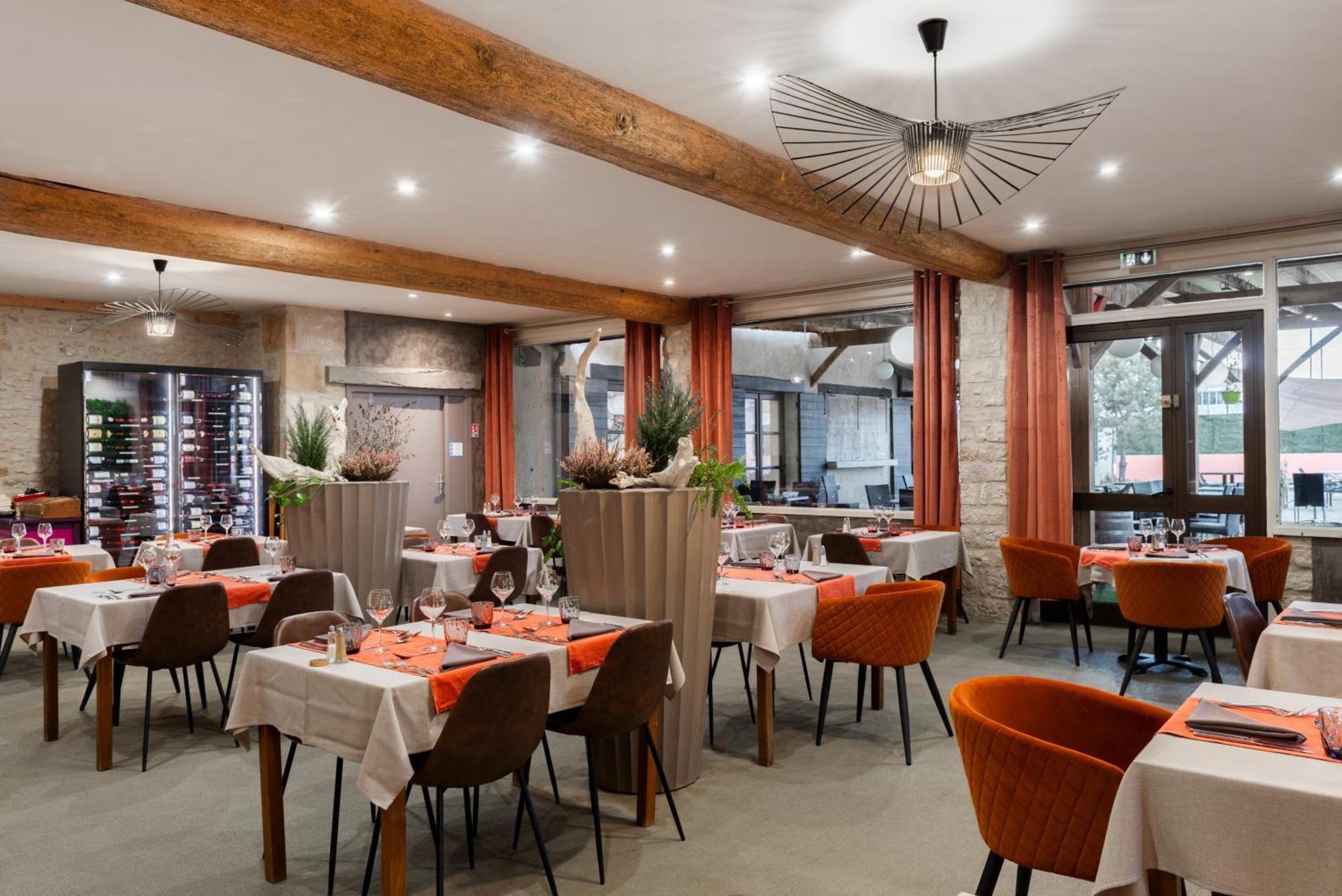 Logis Hotel-Restaurant Saint Romain Anse Luaran gambar