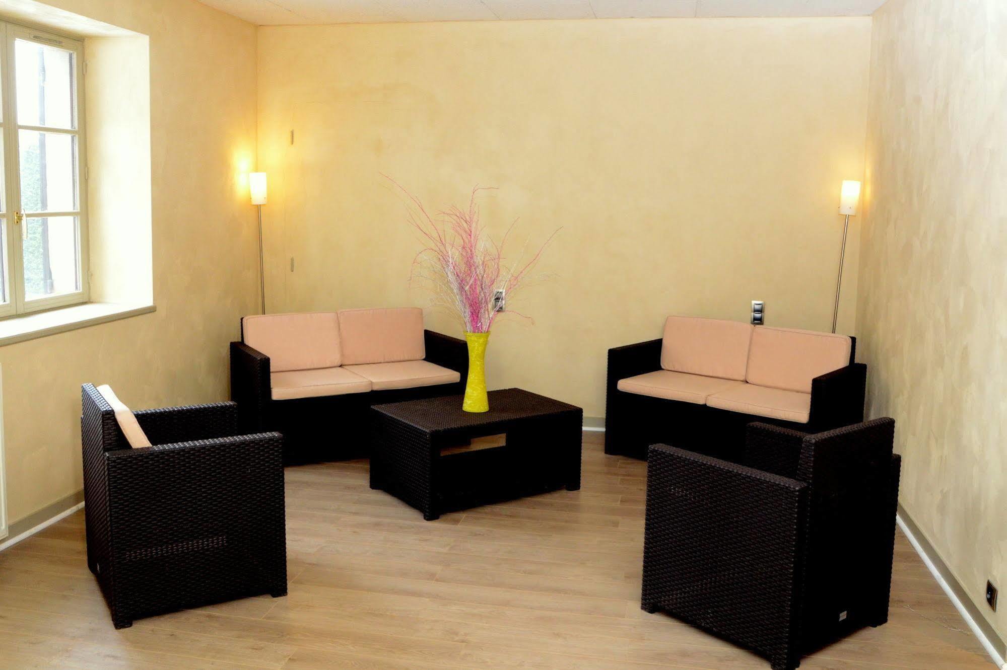 Logis Hotel-Restaurant Saint Romain Anse Luaran gambar
